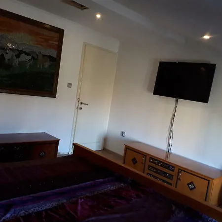 Apartma Marisol *